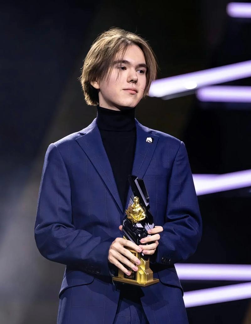 Aurora Shock FaZe 晋级 2025 年电子竞技世界杯四分之一决赛