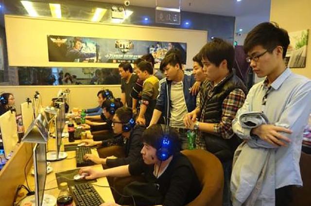 KPL发布春季赛三组出征海报：情久／KLG／LGD／RW侠／WB／AG在列